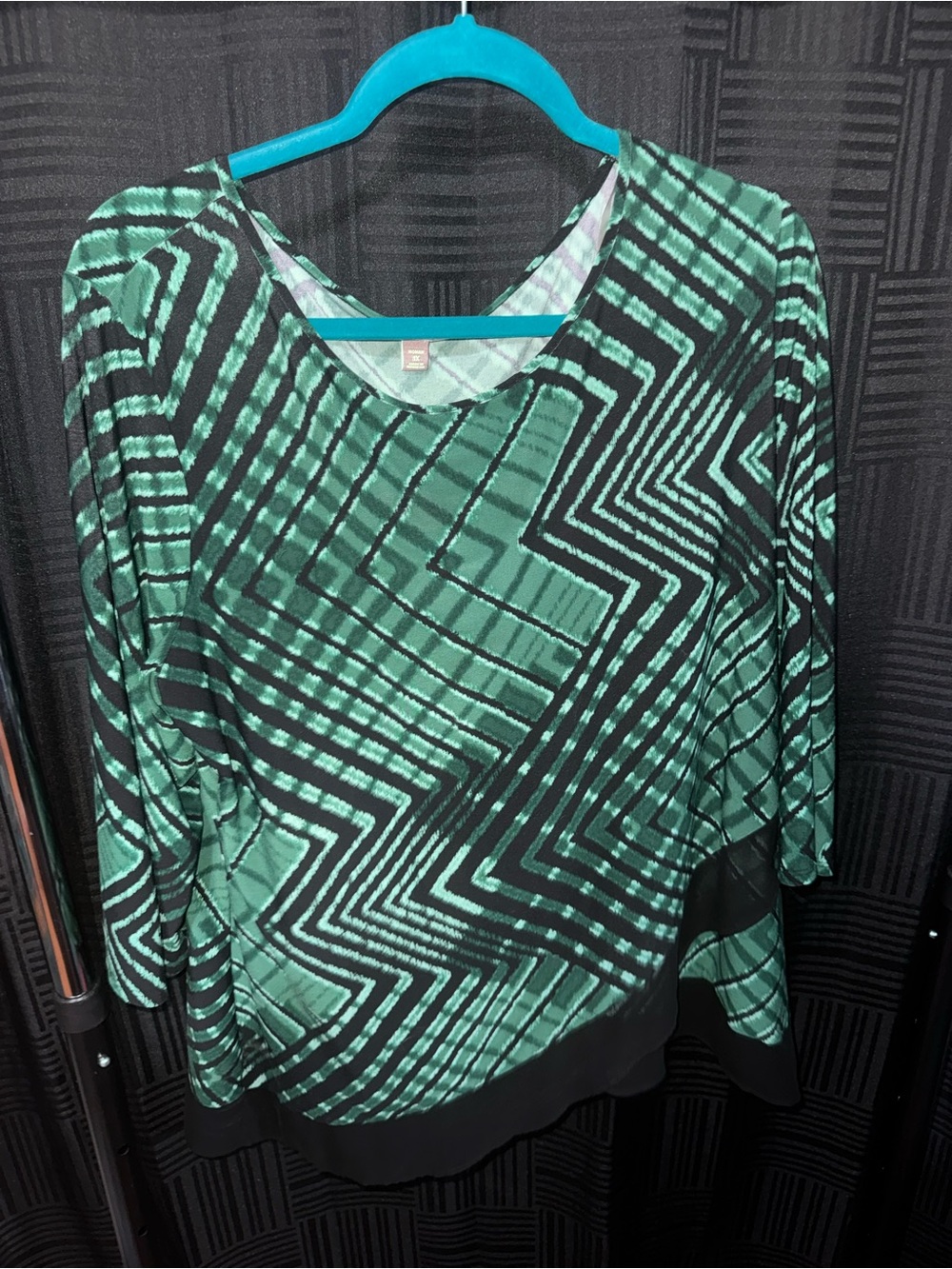 Women's Green Patterned Blouse - Casual Geometric Top